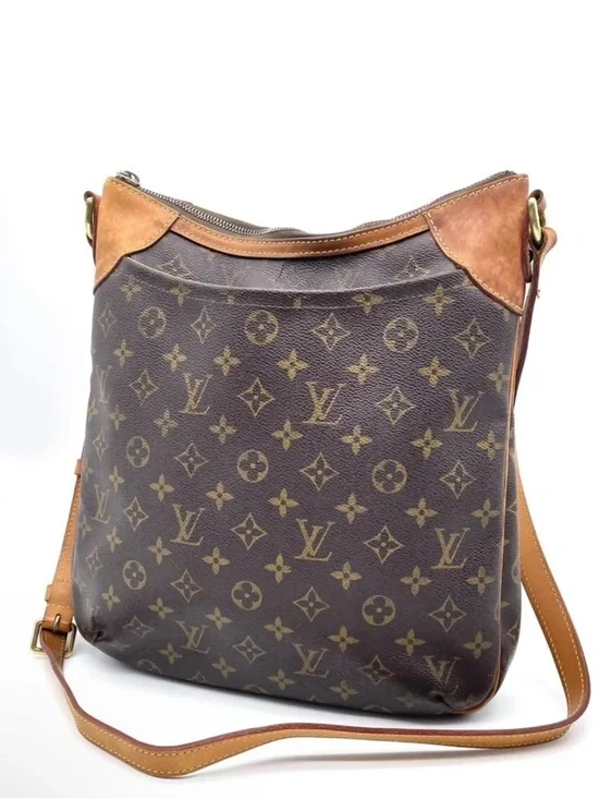 Louis Vuitton Monogram Shoulder Bag in Brown and Tan - Picture 2 of 12